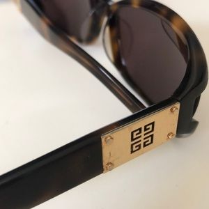 Women’s Givenchy Fashion Sunglasses